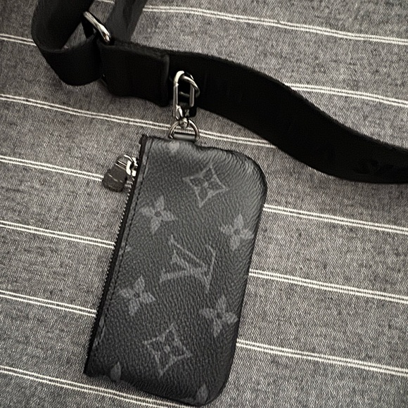 Louis Vuitton Monogram eclipse trio messenger Men's Bag - Picture 11 of 16